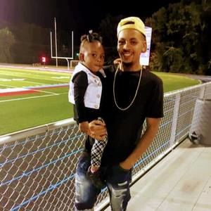 Meet your Posher, Aaron